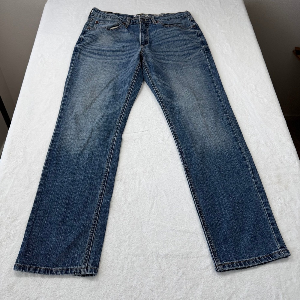 Signature by Levi Strauss Athletic Fit Mens 34x32 Blue Good Medium Wash Jeans